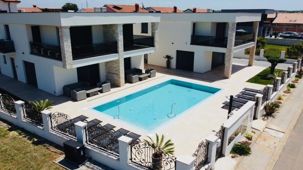 Vila Softic Amra Umag Exterior foto