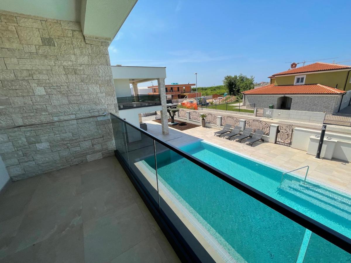 Vila Softic Amra Umag Exterior foto